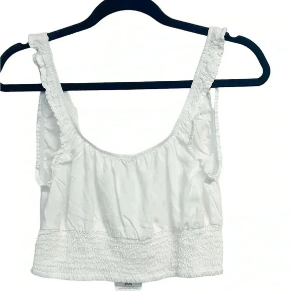 LOVE TREE Smocked White Crop Tank Top Sz. Large NWT - Picture 4 of 7